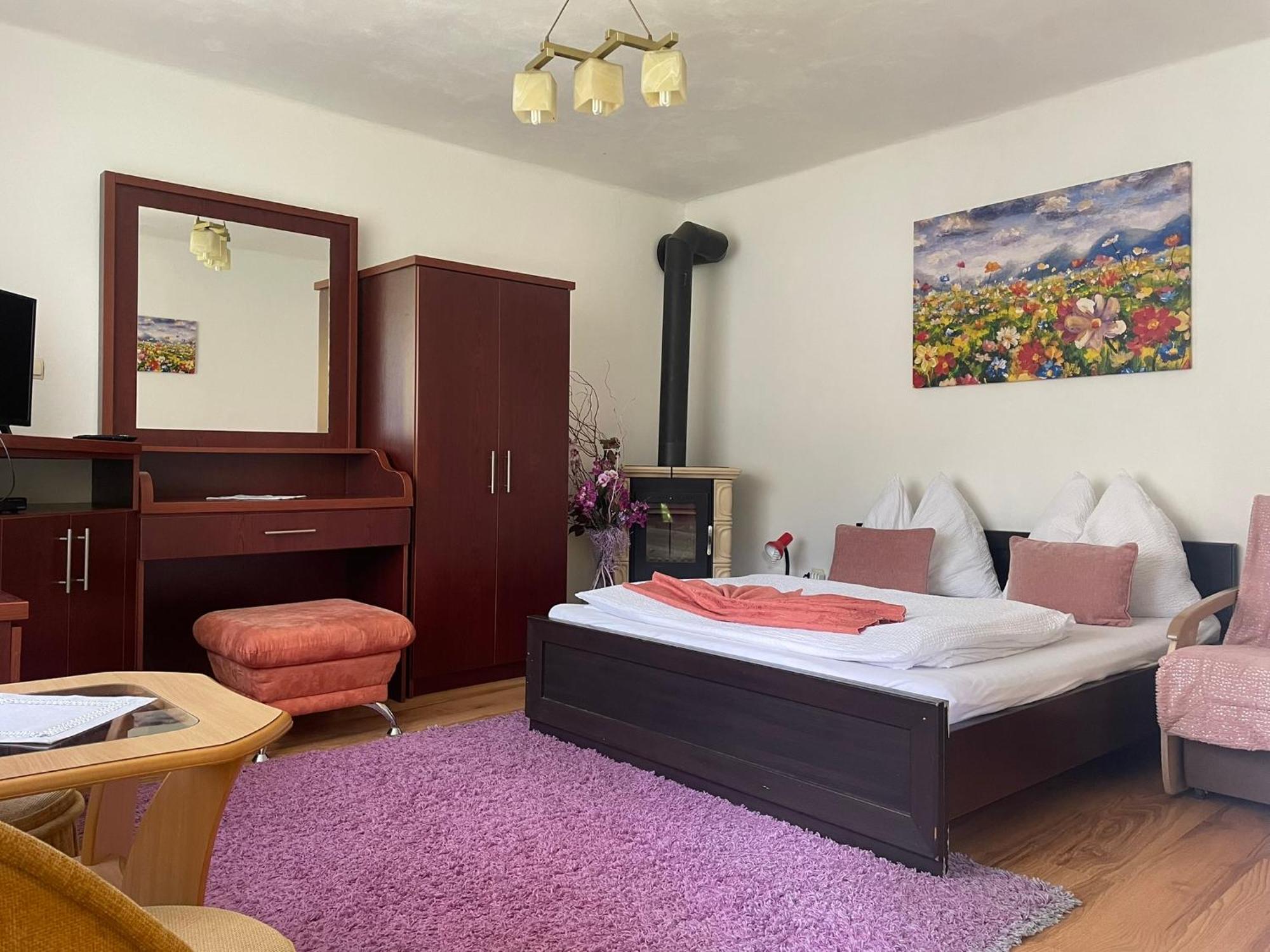 Apartmany Pod Troma Korunami Červený Kláštor Extérieur photo